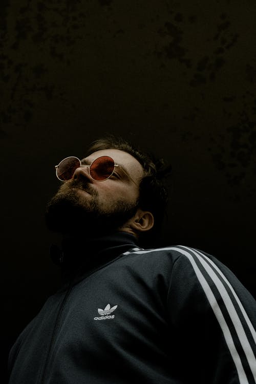 有关人, 低角度拍摄, 家伙的免费素材图片