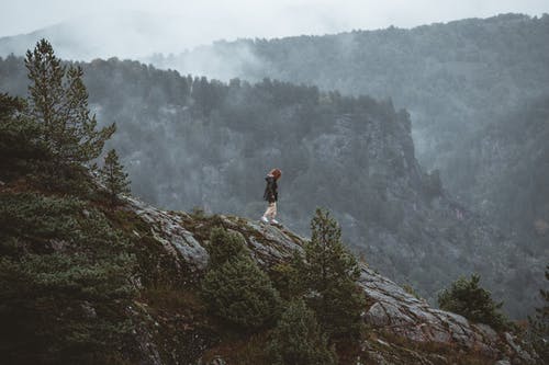 有关一个人, 地平线, 女人的免费素材图片