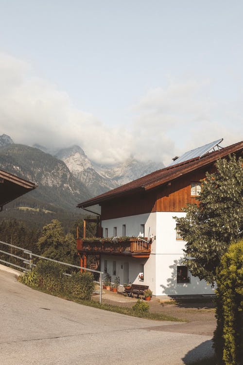 有关夏天, 小屋, 山村的免费素材图片