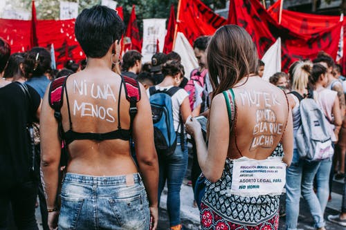 有关人群, 半裸, 叫喊的免费素材图片