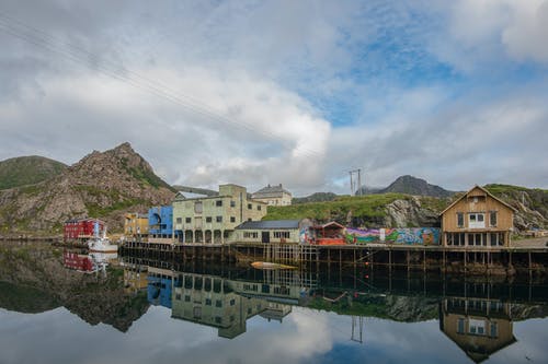 有关丘陵, 反射, 地平线的免费素材图片