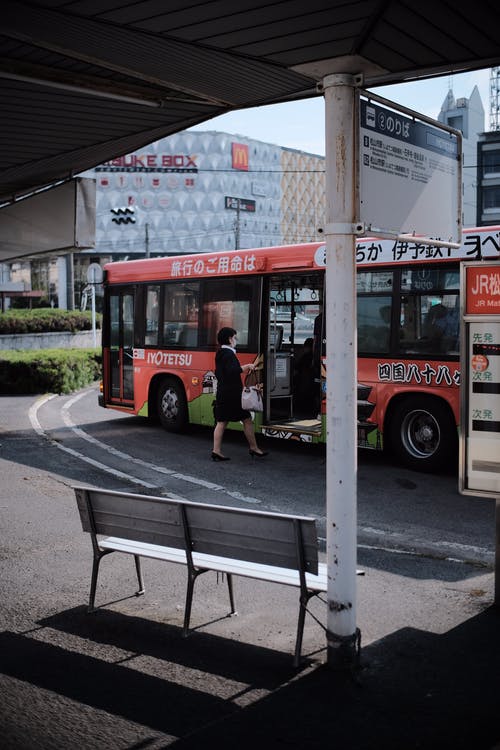有关公共交通, 公车, 公车站的免费素材图片