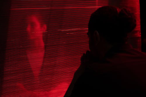 有关人, 人脸, 光的免费素材图片