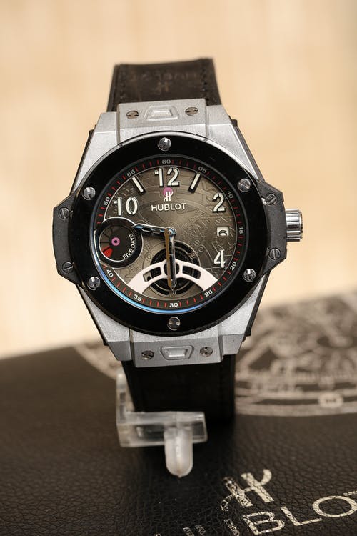 有关室内, 对于男人, 手表的免费素材图片