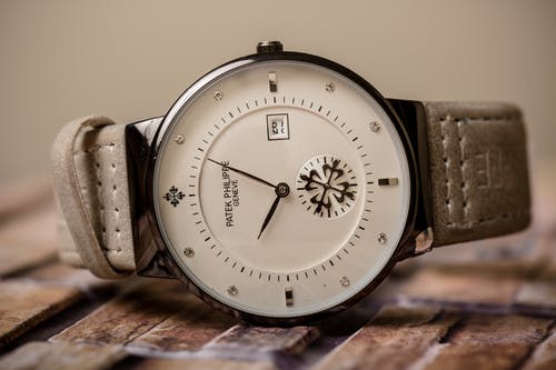 有关对于男人, 手表, 时钟的手的免费素材图片