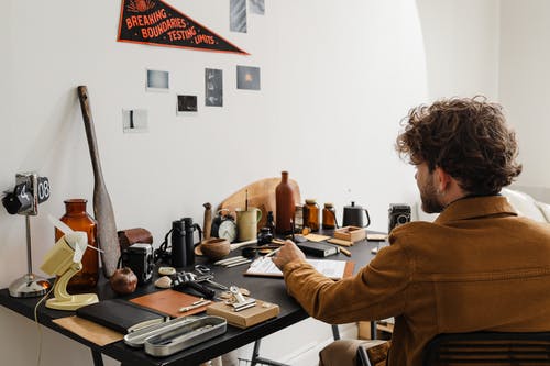 有关从后面, 创意工作区, 卷发的免费素材图片