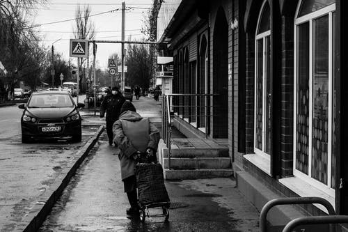 有关人行道, 后雨, 城市的免费素材图片