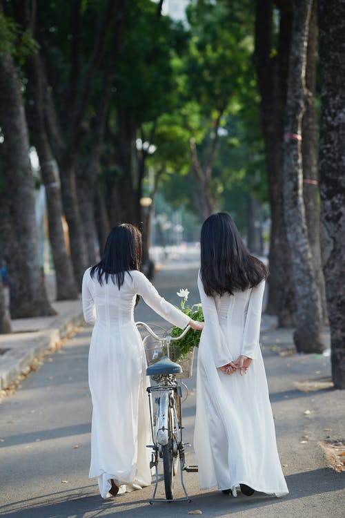 有关一起, 垂直拍摄, 女性的免费素材图片