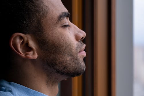 有关人, 侧面图, 在家的免费素材图片