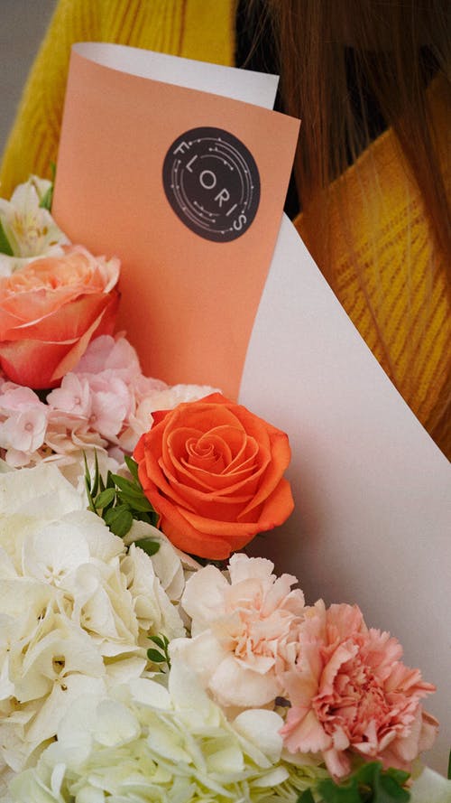 有关信用卡, 女人, 户外的免费素材图片