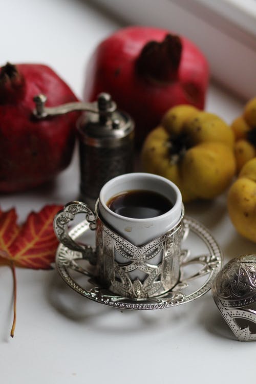 有关咖啡杯, 喝, 室内的免费素材图片