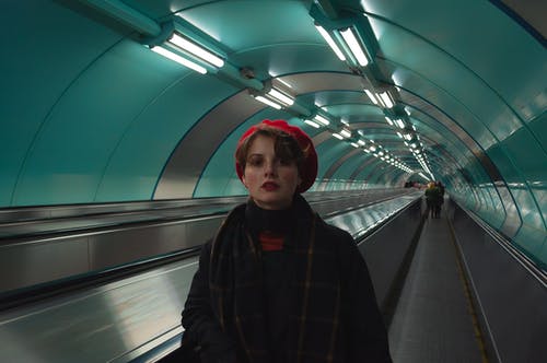 有关刘海, 围巾, 大衣的免费素材图片