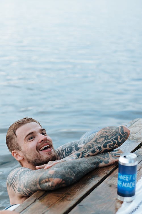 有关人, 刺青, 半裸的免费素材图片