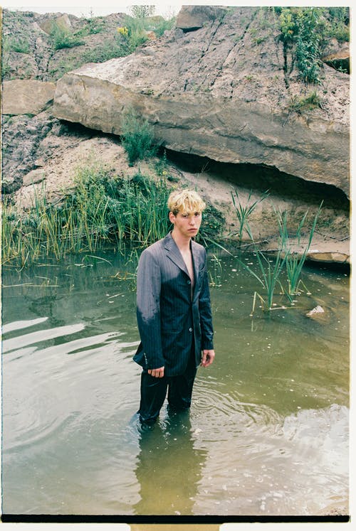 有关人, 夹克, 岩石的免费素材图片