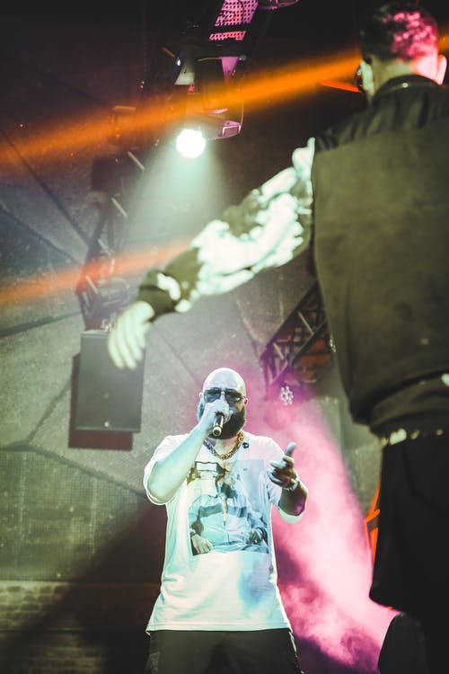 有关执行, 握住, 有胡子的的免费素材图片