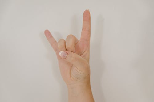 有关助听器, 女人, 手的免费素材图片