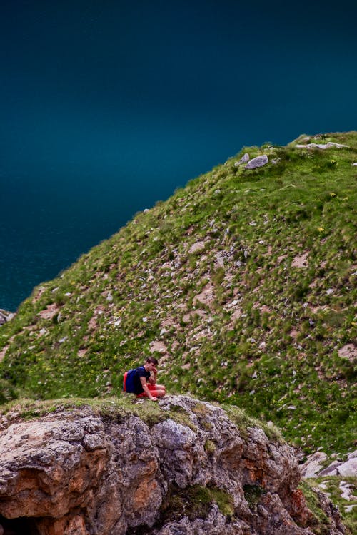有关丘陵, 人, 健行的免费素材图片