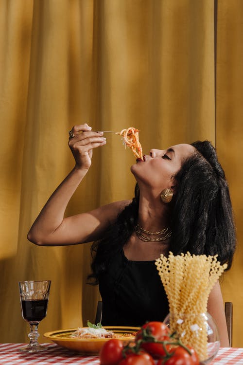 有关化妆品, 吃, 在桌子上的免费素材图片