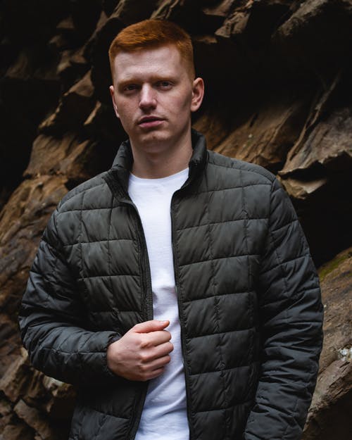 有关人, 休闲服装, 垂直拍摄的免费素材图片