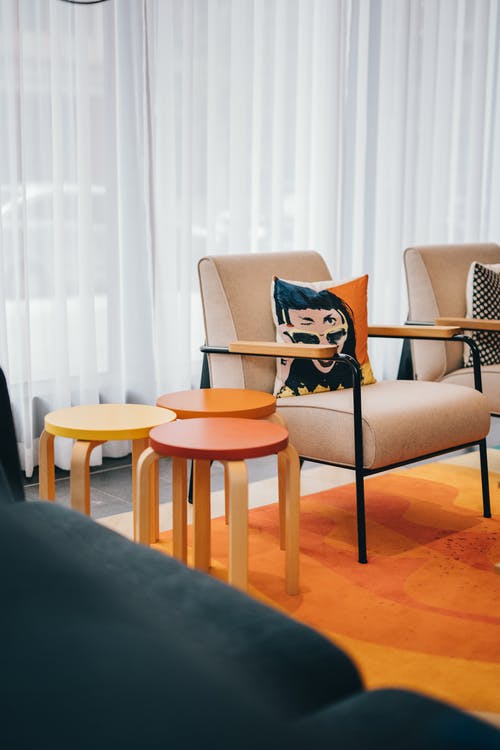 有关單人沙發, 地毯, 垂直拍摄的免费素材图片