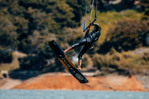 有关kiteboarder, 户外, 日光的免费素材图片