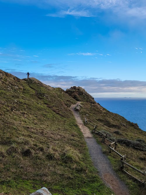有关围栏, 垂直拍摄, 小径的免费素材图片