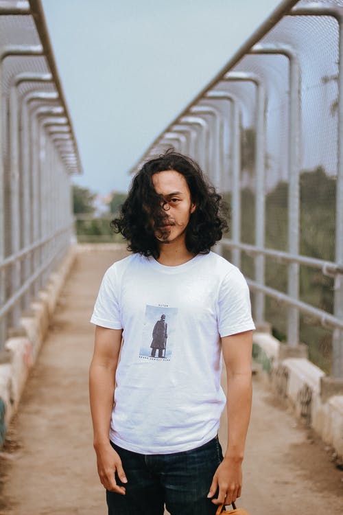 有关人, 垂直拍摄, 户外的免费素材图片