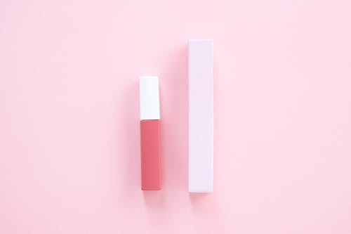 粉红色的唇彩的特写照片 · 免费素材图片