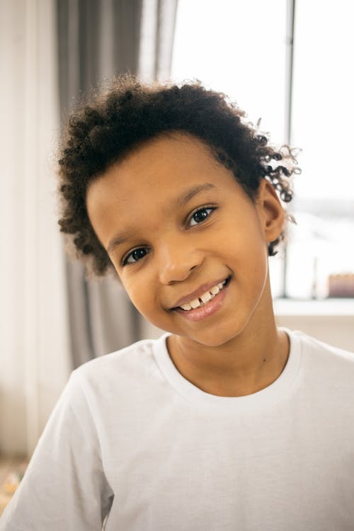 有关T恤, 一瞥, 乐天派的免费素材图片