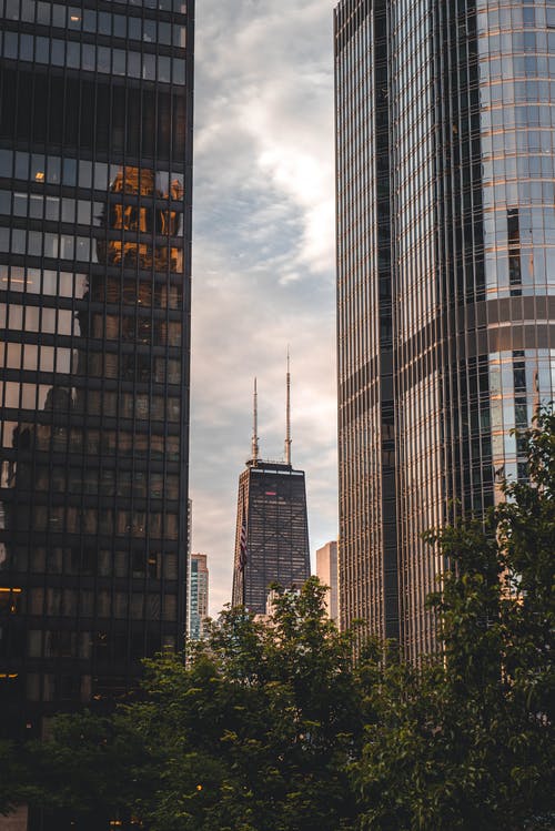 幕墙高层建筑 · 免费素材图片