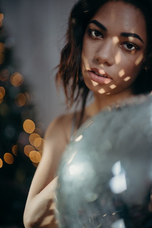 女人的脸 · 免费素材图片