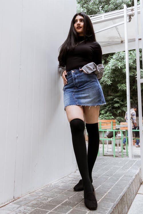 有关垂直拍摄, 女人, 摆姿势的免费素材图片