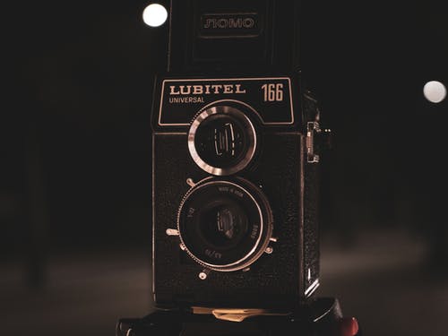 黑色lubitel相机 · 免费素材图片