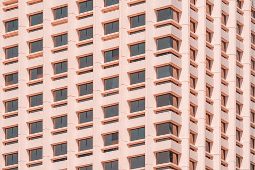 白天的粉红色建筑摄影 · 免费素材图片
