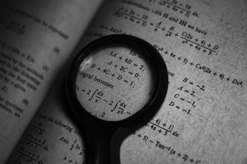 数学公式的单色照片 · 免费素材图片