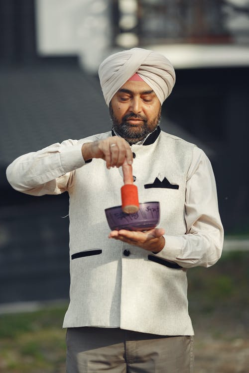 有关人, 唱歌碗, 乐器的免费素材图片