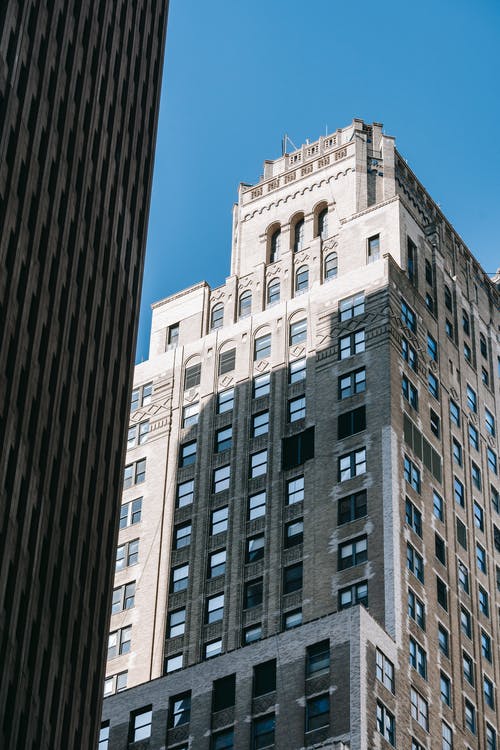 有关不动产, 中央, 从下面的免费素材图片