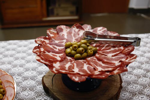 圆红白碗 · 免费素材图片