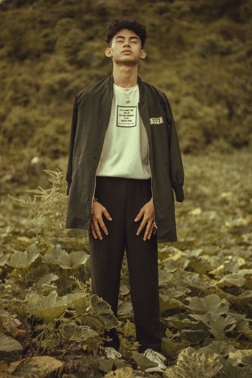 有关人, 包围, 垂直拍摄的免费素材图片