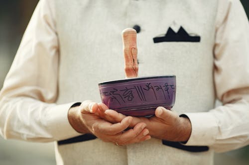 有关唱歌碗, 手, 乐器的免费素材图片