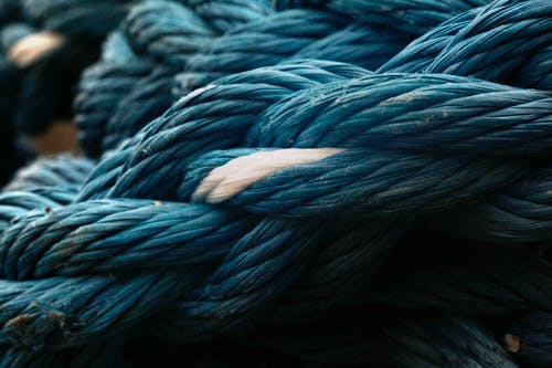 蓝绳的特写摄影 · 免费素材图片