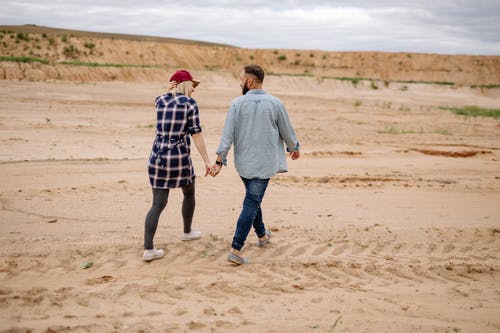 有关一对, 一起, 後视图的免费素材图片