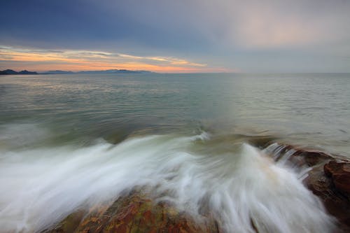 日落期间cloudscape的风景 · 免费素材图片