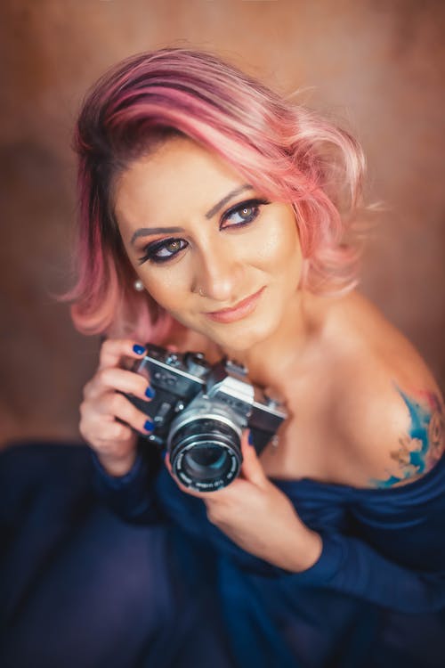 有关垂直拍摄, 女人, 有吸引力的免费素材图片