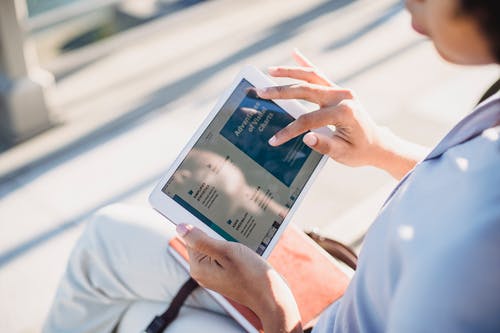 有关互联网, 人, 反射的免费素材图片