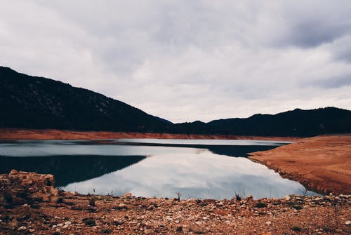 湖泊风景照片 · 免费素材图片