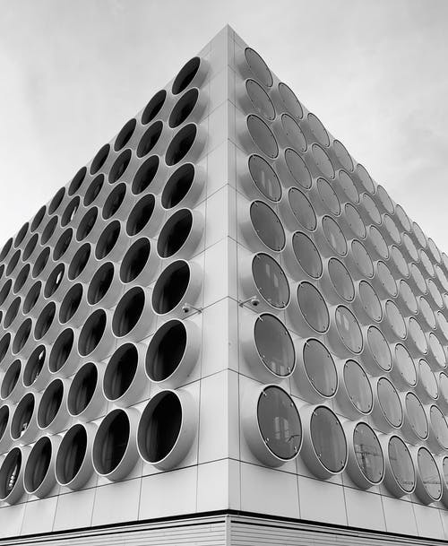 灰色建筑 · 免费素材图片
