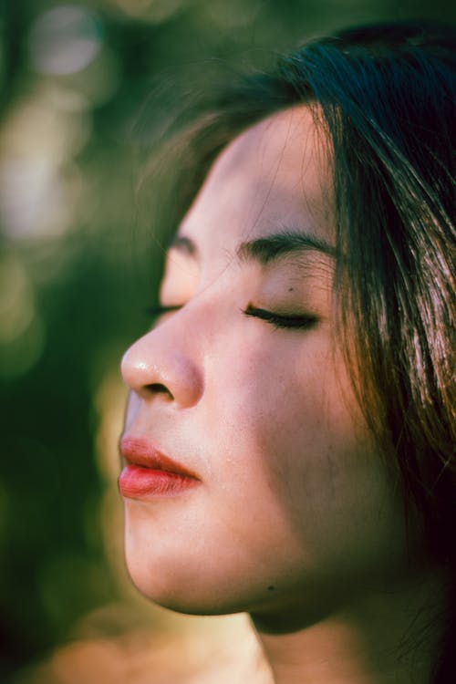 女人的特写照片 · 免费素材图片