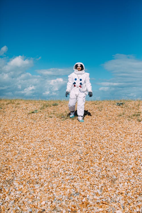 太空服的男人 · 免费素材图片