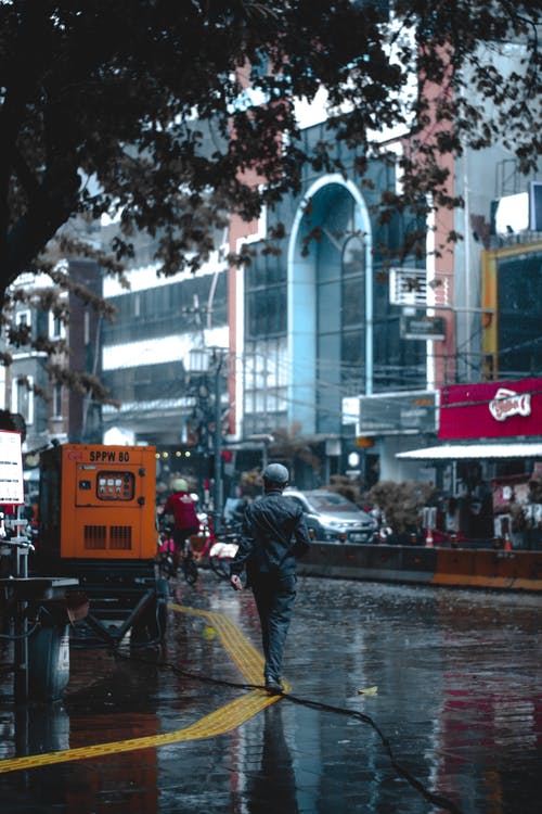 有关印尼, 后雨, 垂直拍摄的免费素材图片